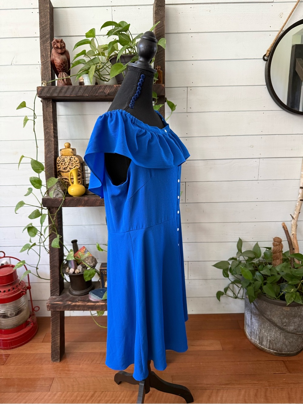 Roz & Ali Shoulder Ruffle Button-Front Royal Blue Dress Size 16 - Picture 11 of 17
